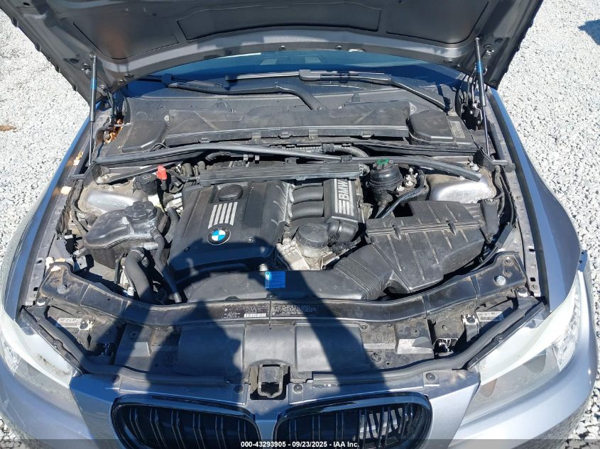 2009 BMW 328I VIN: WBAPH57529NM33533 Lot: 43293905