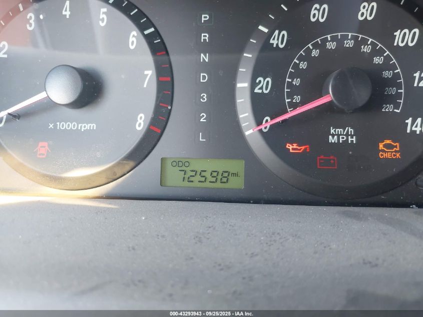 2004 Hyundai Elantra Gls/Gt VIN: KMHDN46D64U827242 Lot: 43293943