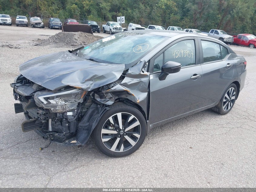Vin: 3n1cn8fv3ml923729, lot: 43788564, nissan versa sr xtronic cvt 20212