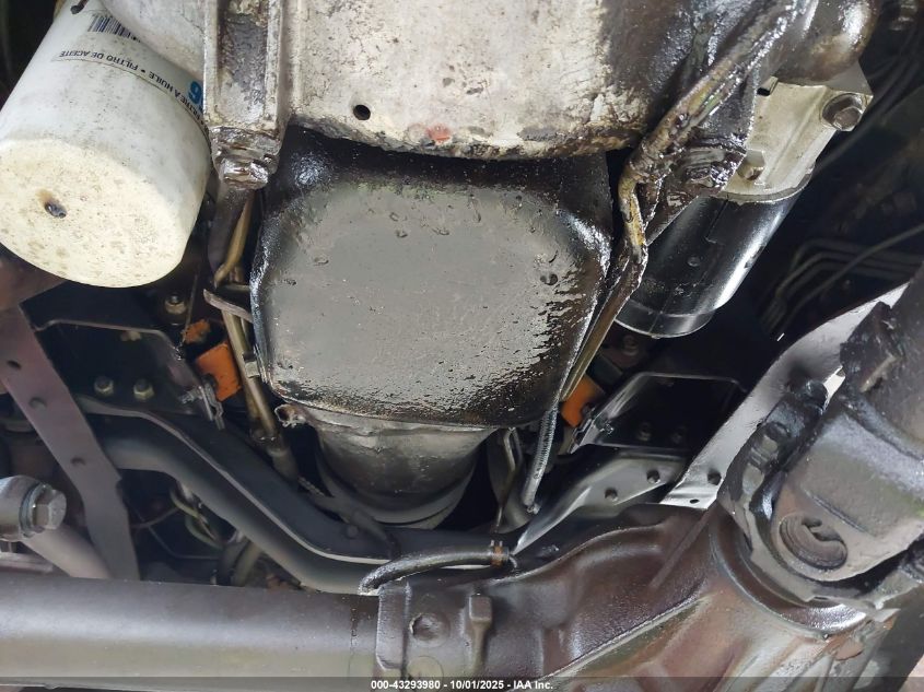 1986 GMC Suburban K1500 VIN: 1G5EK16L0GF521595 Lot: 43293980