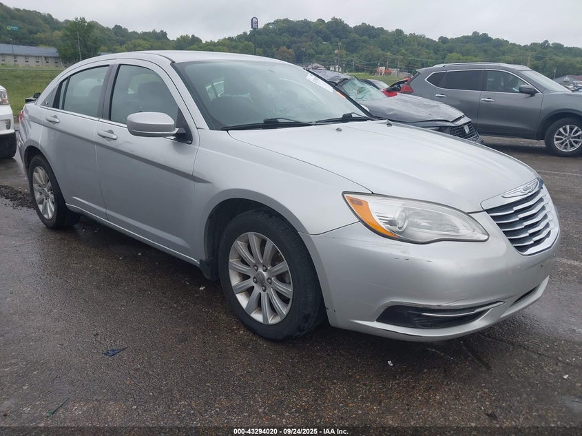 CHRYSLER 200 TOURING