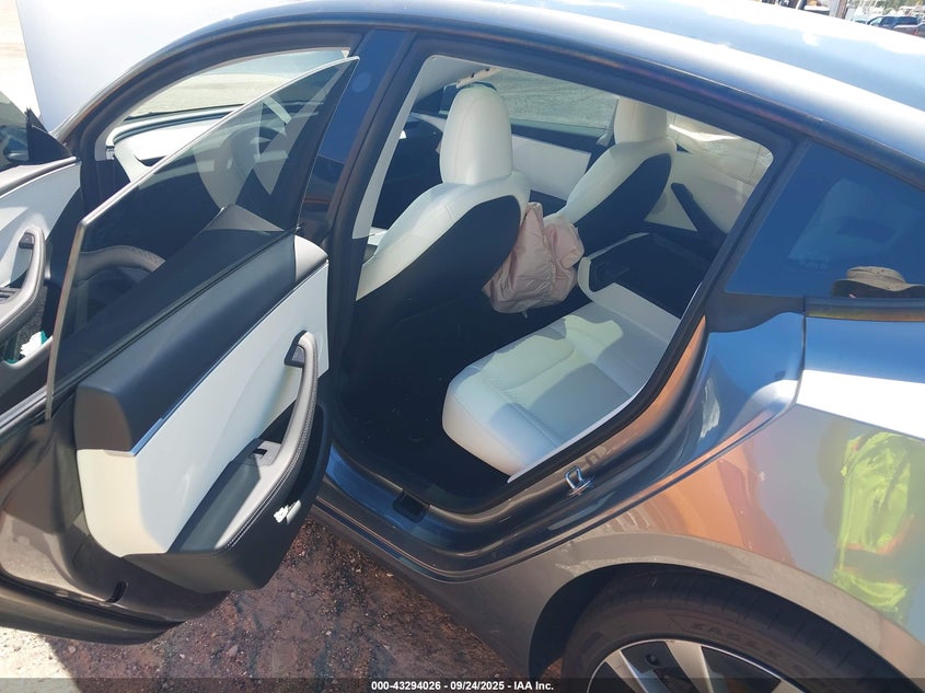 2024 Tesla Model 3 Long Range Dual Motor All-Wheel Drive/Rear-Wheel Drive VIN: 5YJ3E1EA2RF870529 Lot: 43294026