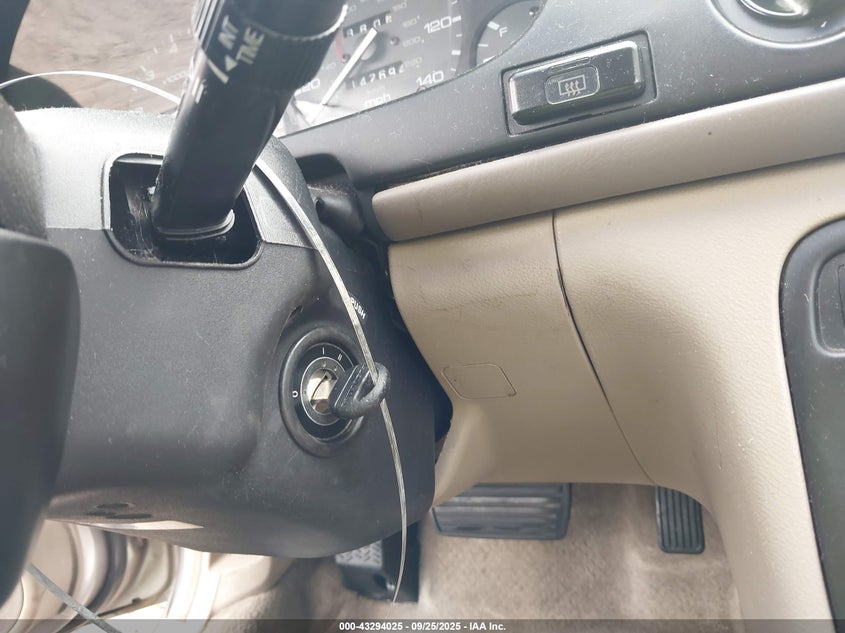 1996 Honda Accord Lx/Ex VIN: 1HGCD5634TA174895 Lot: 43294025