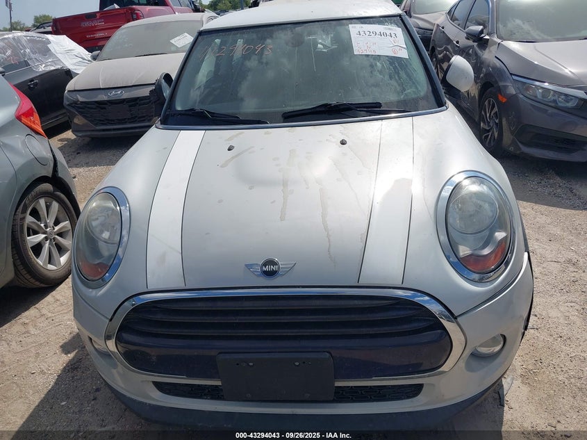 2016 Mini Hardtop Cooper VIN: WMWXP5C54G2D15204 Lot: 43294043
