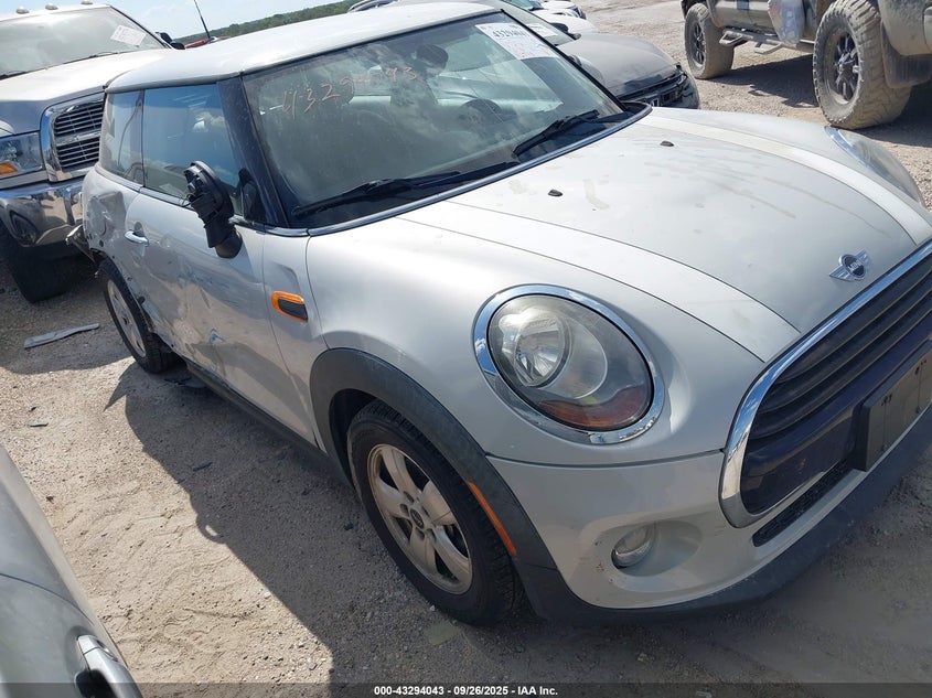 2016 Mini Hardtop Cooper VIN: WMWXP5C54G2D15204 Lot: 43294043