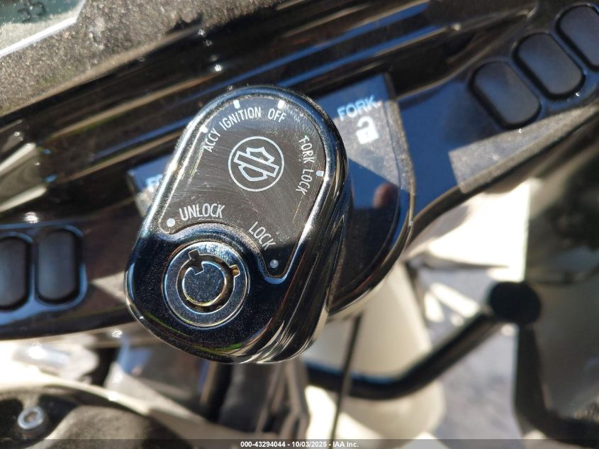 2023 Harley-Davidson Fltrxst VIN: 1HD1ACL18PB604092 Lot: 43294044