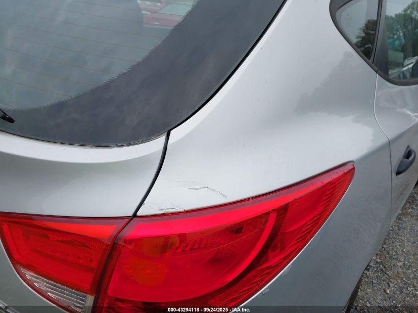 2011 Hyundai Tucson Gl VIN: KM8JT3AB2BU120385 Lot: 43294118