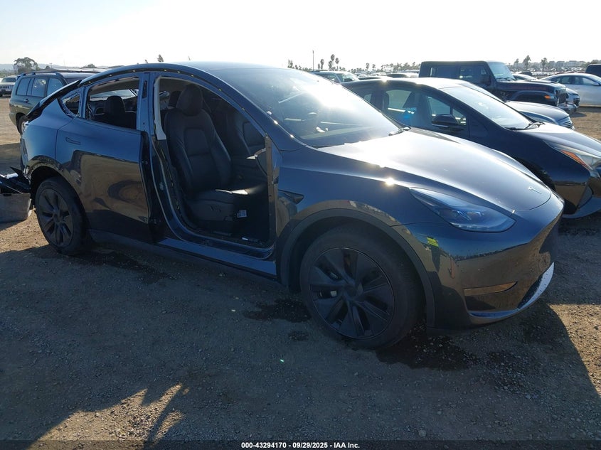 TESLA MODEL Y LONG RANGE DUAL MOTOR ALL-WHEEL DRIVE