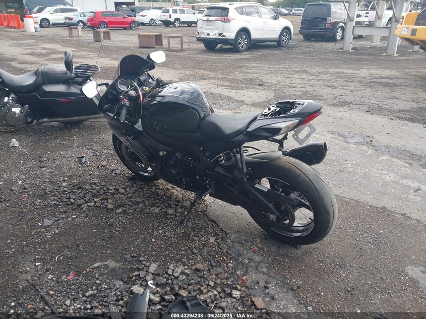 JS1GR7MA1L7100615 2020 SUZUKI GSX-R photo no. 3