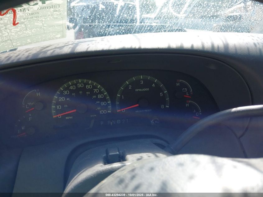 2000 Ford Expedition Xlt VIN: 1FMRU15L8YLB14872 Lot: 43294239