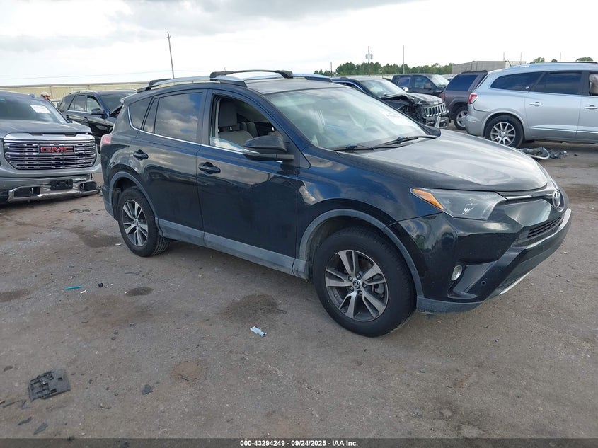 2016 TOYOTA RAV4 XLE - 2T3WFREV0GW256548