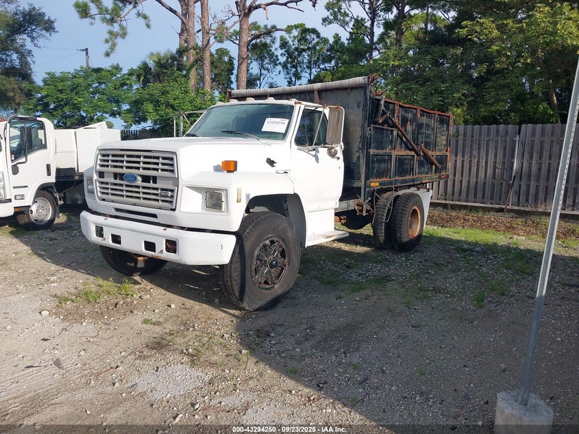 1991 Ford F700 white null gasoline 1FDPF70H8MVA15510 photo #3