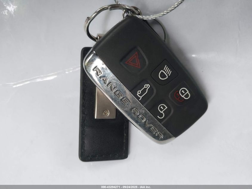 2018 Land Rover Range Rover Velar P250 S VIN: SALYB2RX4JA762471 Lot: 43294271