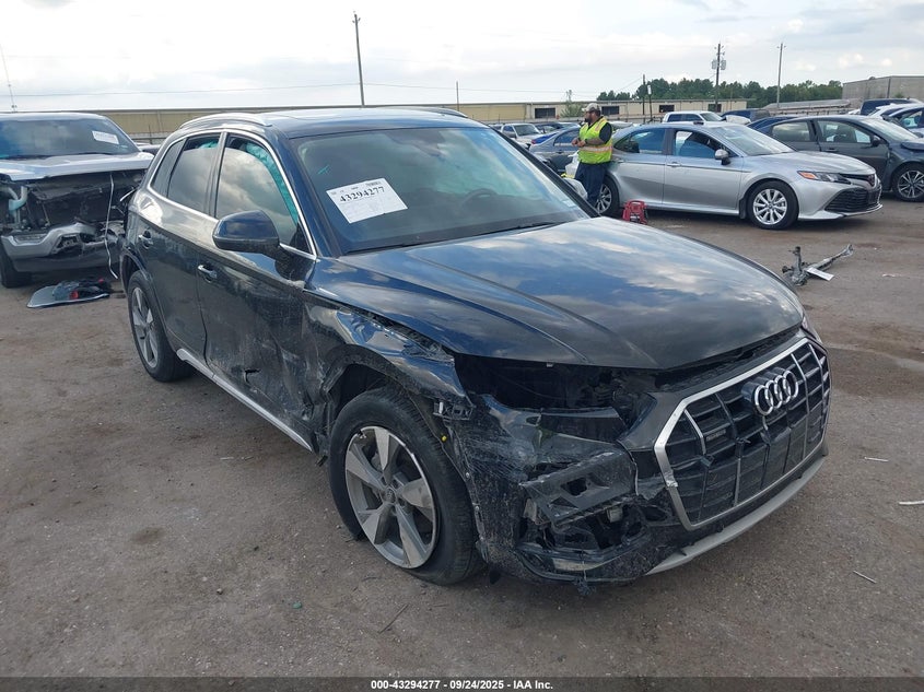 AUDI Q5 PREMIUM PLUS 40 TFSI QUATTRO S TRONIC