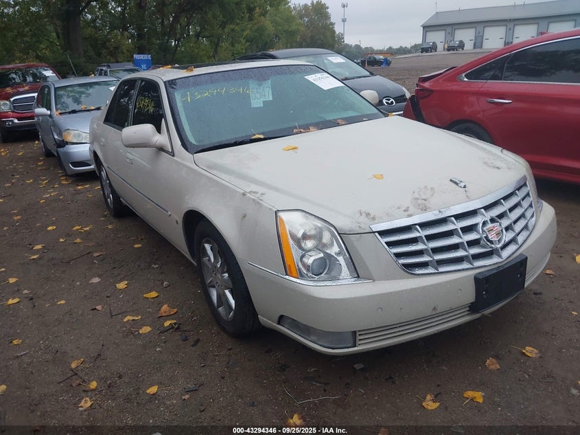 CADILLAC DTS LUXURY COLLECTION