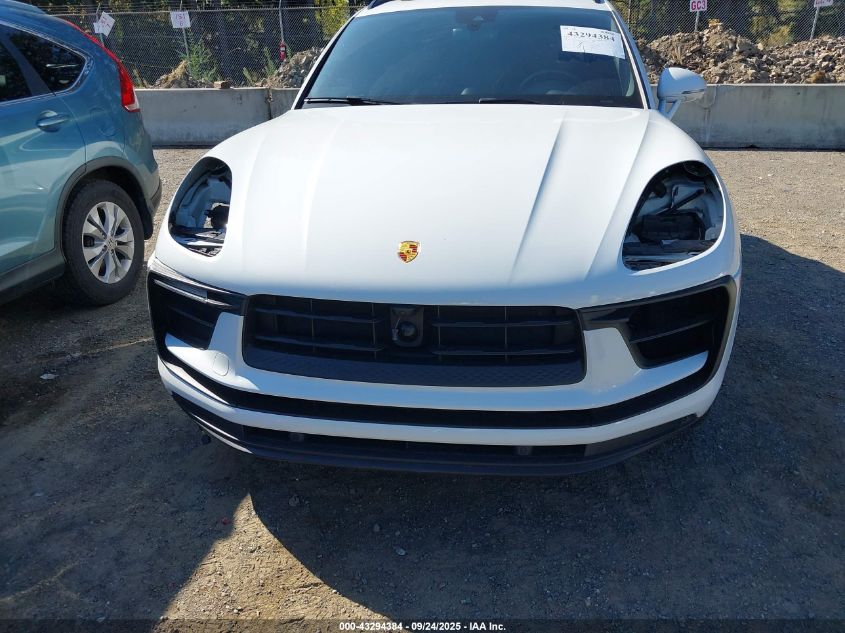 2022 Porsche Macan VIN: WP1AA2A57NLB05341 Lot: 43294384