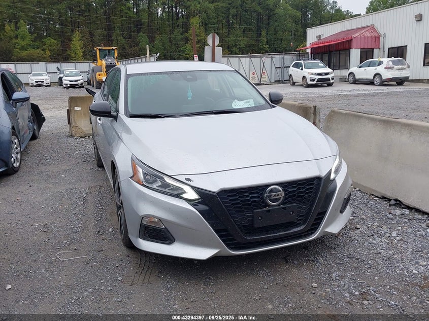 NISSAN ALTIMA SR INTELLIGENT AWD