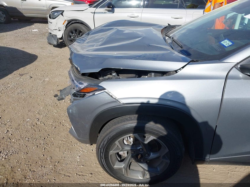 2024 Chevrolet Trax Fwd Lt VIN: KL77LHE2XRC223041 Lot: 43294408