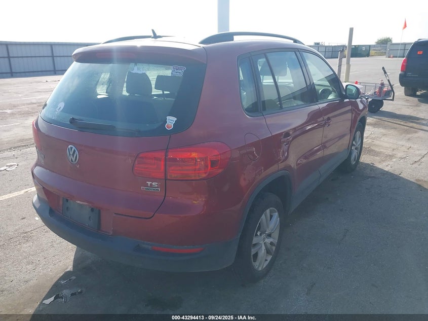 2016 VOLKSWAGEN TIGUAN S - WVGBV7AX8GW020661