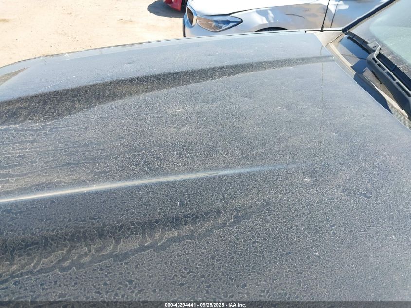 2018 Chevrolet Silverado 1500 2Lt VIN: 3GCUKREC6JG157211 Lot: 43294441