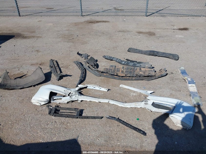 2016 Chevrolet Malibu Ls VIN: 1G1ZB5ST5GF268533 Lot: 43294460