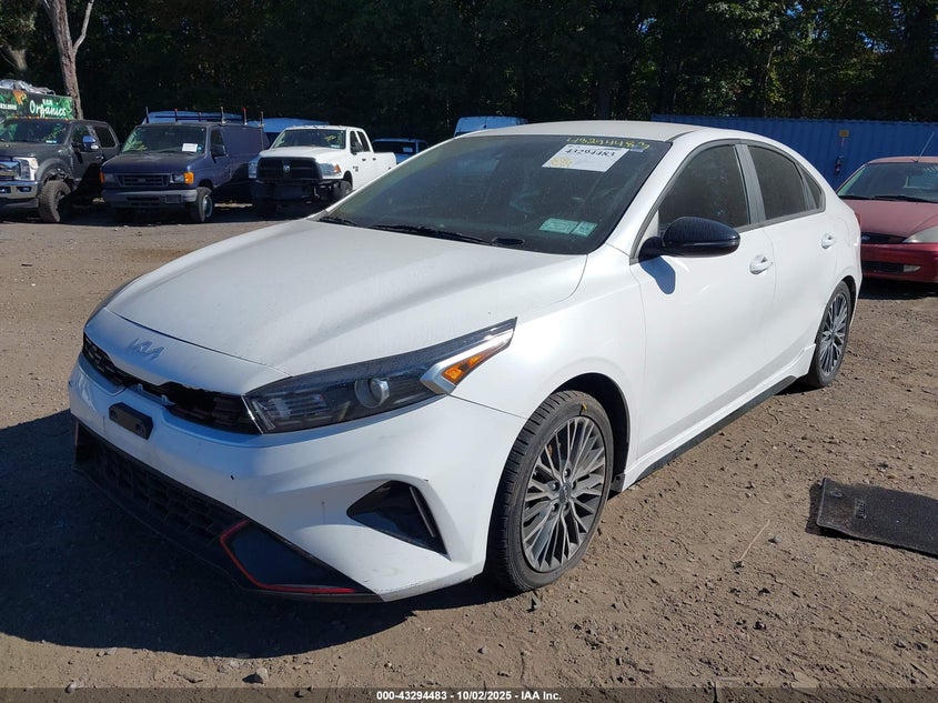 3KPF54AD0PE557853 2023 KIA FORTE photo no. 2