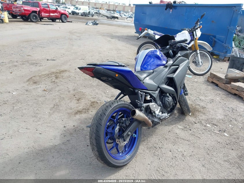 MH3RH06Y8FK001232 2015 YAMAHA YZF photo no. 4