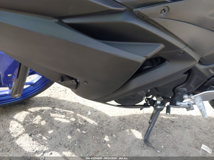 2015 Yamaha Yzfr3 VIN: MH3RH06Y8FK001232 Lot: 43294509