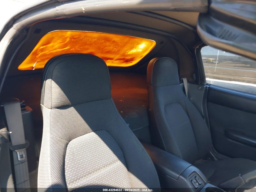 1996 Mazda Mx-5 Miata VIN: JM1NA3535T0705551 Lot: 43294532