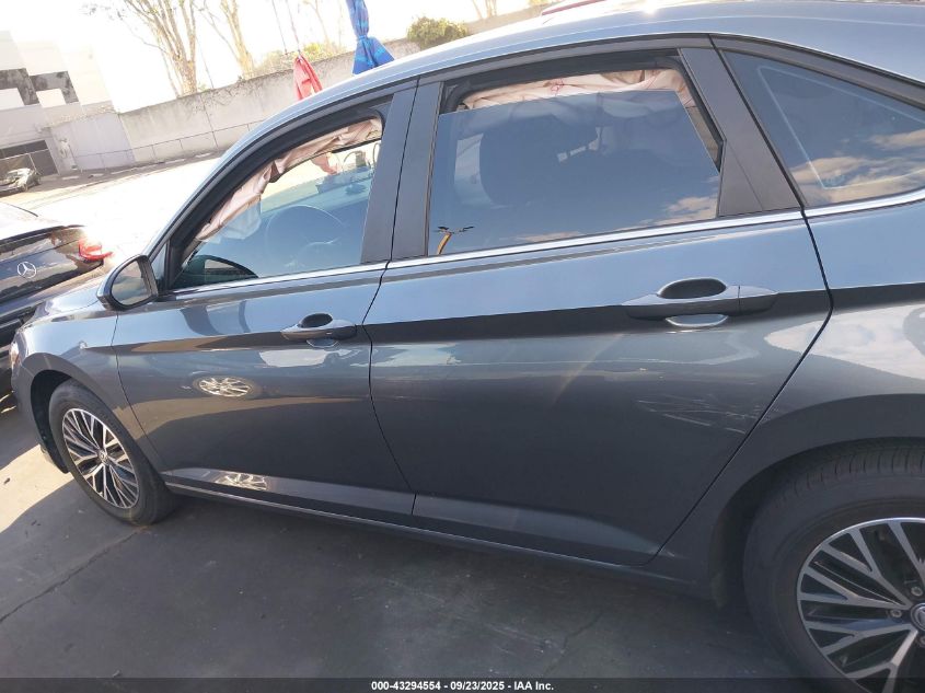 2020 Volkswagen Jetta 1.4T R-Line/1.4T S/1.4T Se VIN: 3VWCB7BUXLM010792 Lot: 43294554