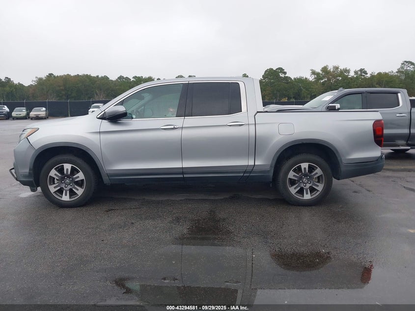 2019 HONDA RIDGELINE RTL-E - 5FPYK3F74KB010030