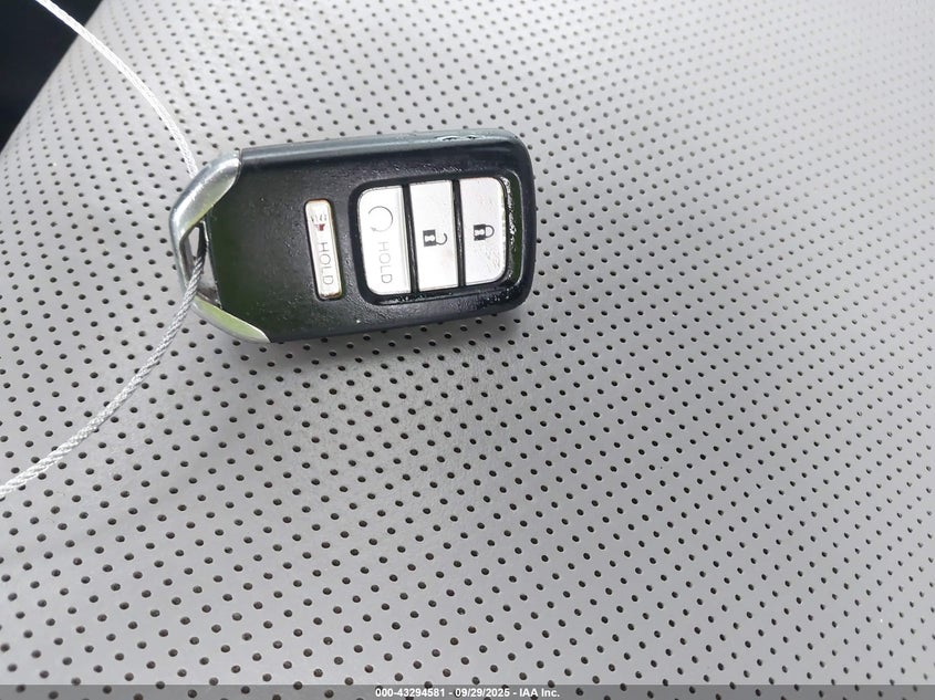 2019 HONDA RIDGELINE RTL-E - 5FPYK3F74KB010030