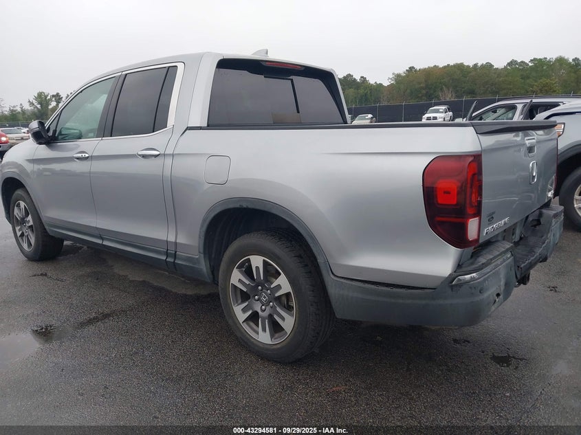 2019 HONDA RIDGELINE RTL-E - 5FPYK3F74KB010030