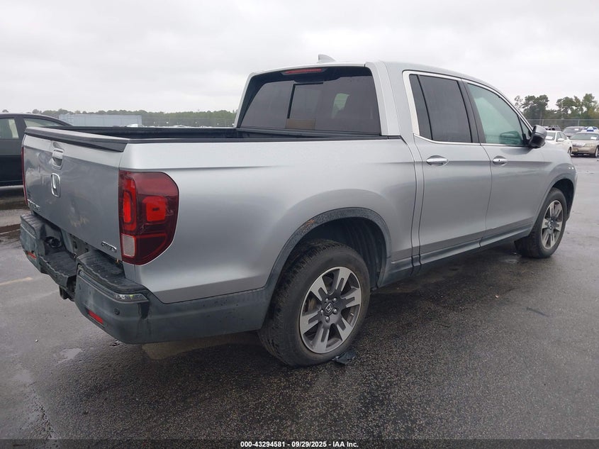 2019 HONDA RIDGELINE RTL-E - 5FPYK3F74KB010030