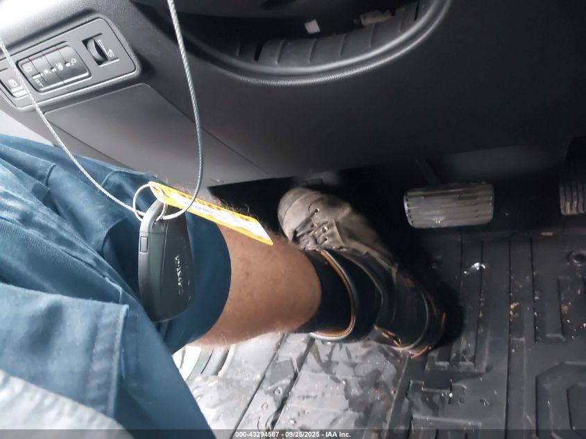 2024 GMC Hummer Ev Suv 3X VIN: 1GKB0RDC4RU102834 Lot: 43294587