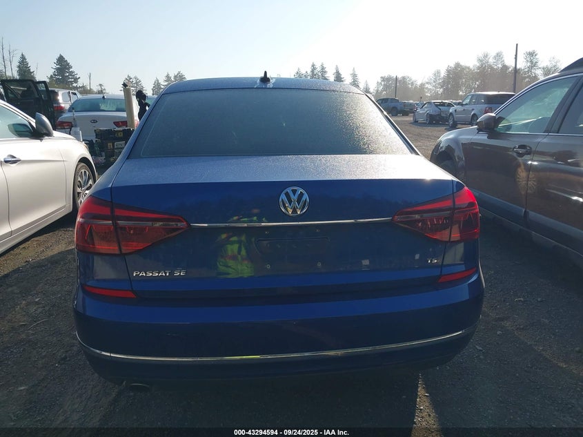 2017 VOLKSWAGEN PASSAT 1.8T SE - 1VWBT7A38HC049181