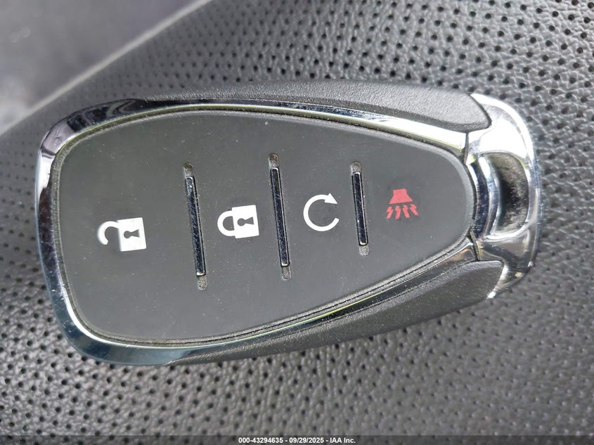 2025 Chevrolet Trax Fwd Activ VIN: KL77LKEP7SC008814 Lot: 43294635