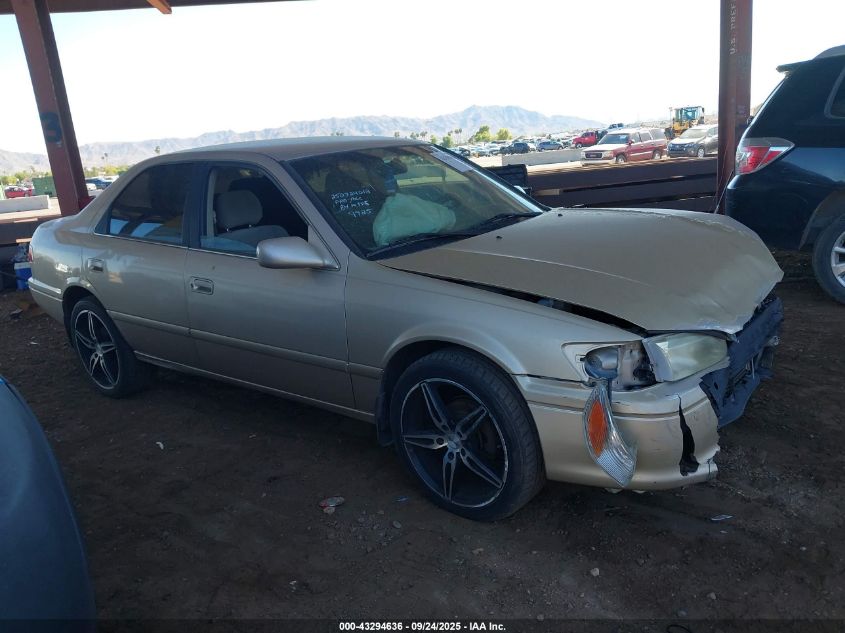 2000 Toyota Camry Ce VIN: 4T1BG22K8YU949925 Lot: 43294636