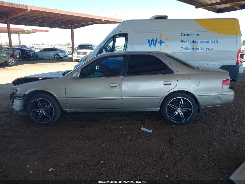 2000 Toyota Camry Ce VIN: 4T1BG22K8YU949925 Lot: 43294636