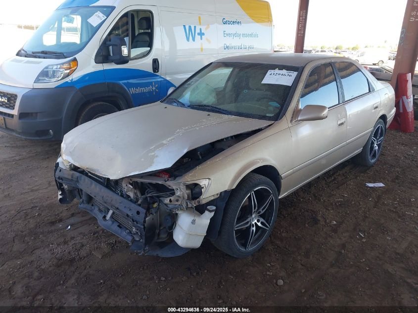 2000 Toyota Camry Ce VIN: 4T1BG22K8YU949925 Lot: 43294636