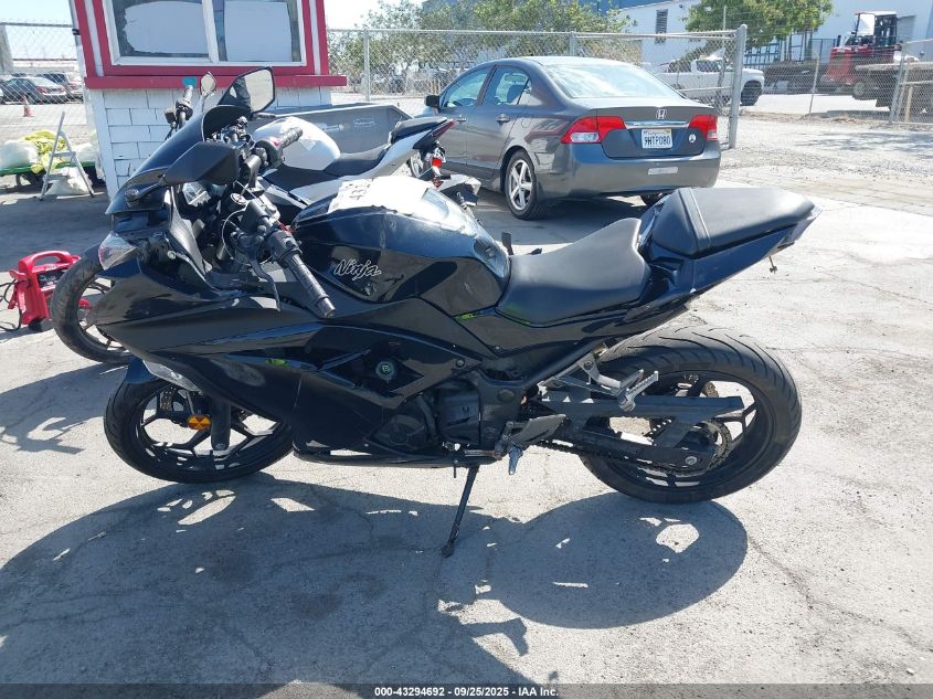 2013 Kawasaki Ex300 A VIN: JKAEX8A15DDA09568 Lot: 43294692