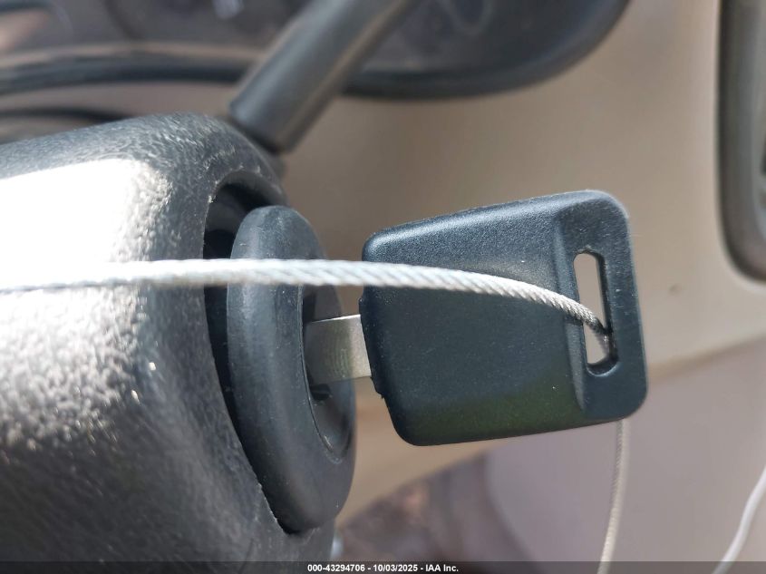 2005 Chevrolet Silverado 1500 Ls VIN: 2GCEC19T451384294 Lot: 43294706