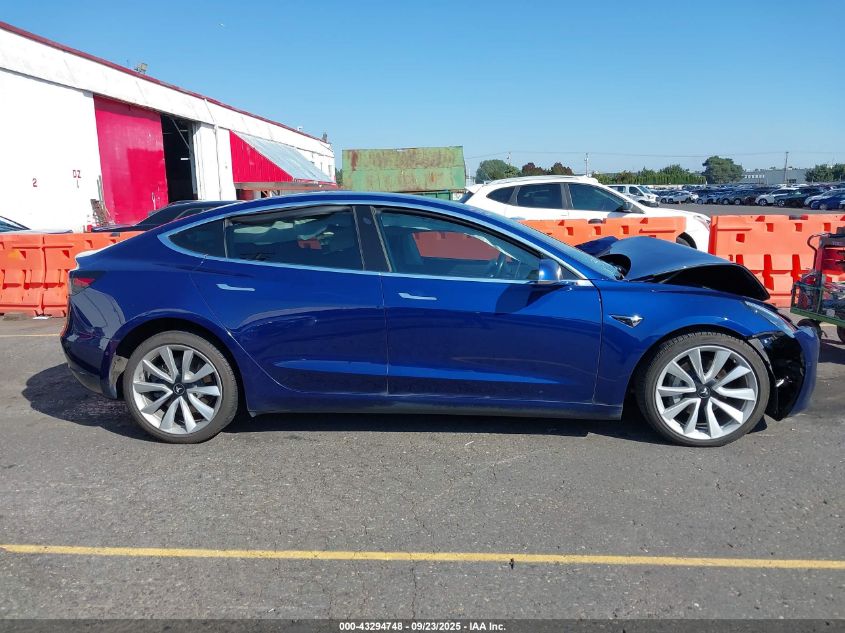 2018 Tesla Model 3 Long Range/Performance VIN: 5YJ3E1EB4JF187342 Lot: 43294748