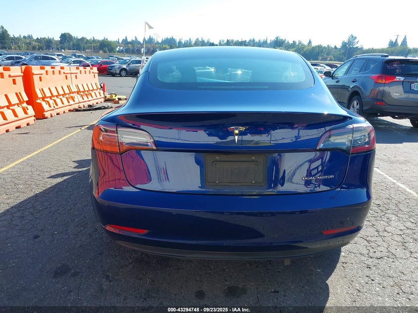 2018 Tesla Model 3 Long Range/Performance VIN: 5YJ3E1EB4JF187342 Lot: 43294748