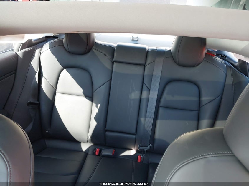 2018 Tesla Model 3 Long Range/Performance VIN: 5YJ3E1EB4JF187342 Lot: 43294748