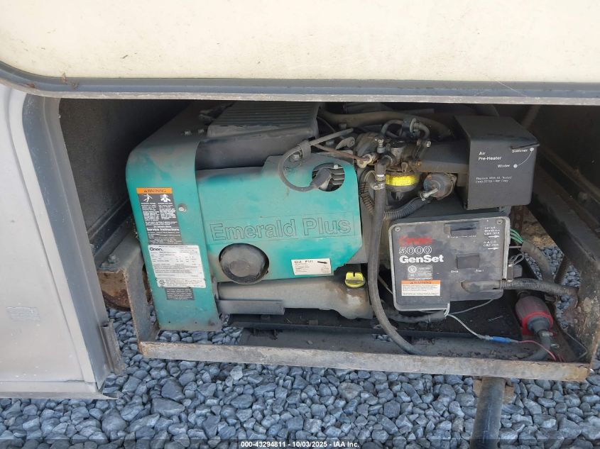 1996 Ford F530 Super Duty VIN: 3FCMF53G8TJA09246 Lot: 43294811