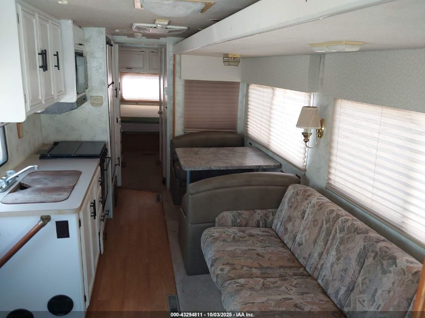 1996 Ford F530 Super Duty VIN: 3FCMF53G8TJA09246 Lot: 43294811