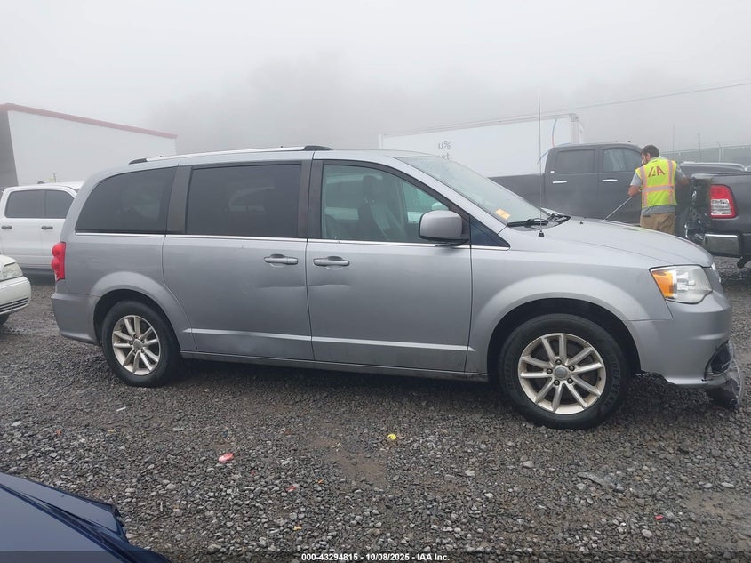 2019 Dodge Grand Caravan Sxt VIN: 2C4RDGCG0KR530040 Lot: 43294815