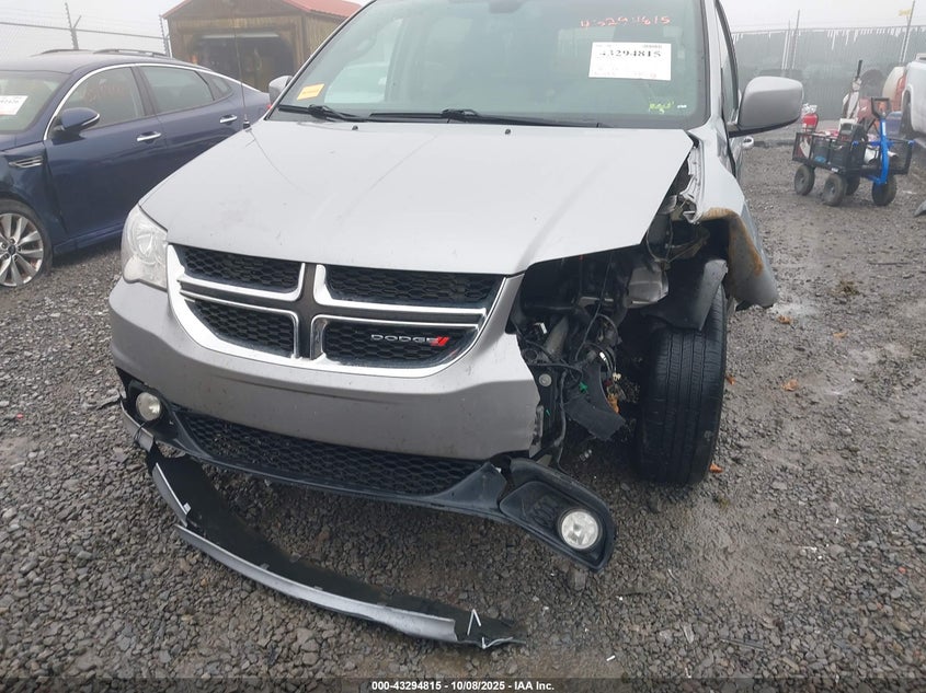 2019 Dodge Grand Caravan Sxt VIN: 2C4RDGCG0KR530040 Lot: 43294815