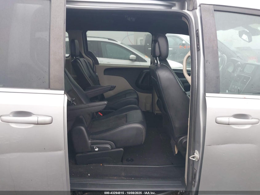 2019 Dodge Grand Caravan Sxt VIN: 2C4RDGCG0KR530040 Lot: 43294815